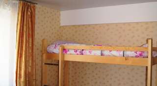 Апартаменты Иркутск хостел на Байкальской Иркутск 1 кровать в общем номере c 4 кроватями-2