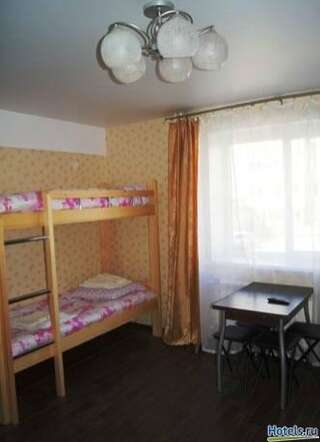 Апартаменты Иркутск хостел на Байкальской Иркутск 1 кровать в четырехместном общем номере-4